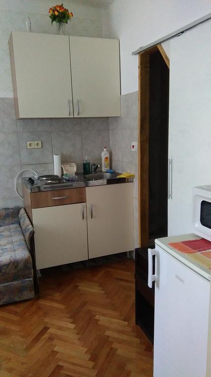 Apartment Filip Vrbnik Exterior foto
